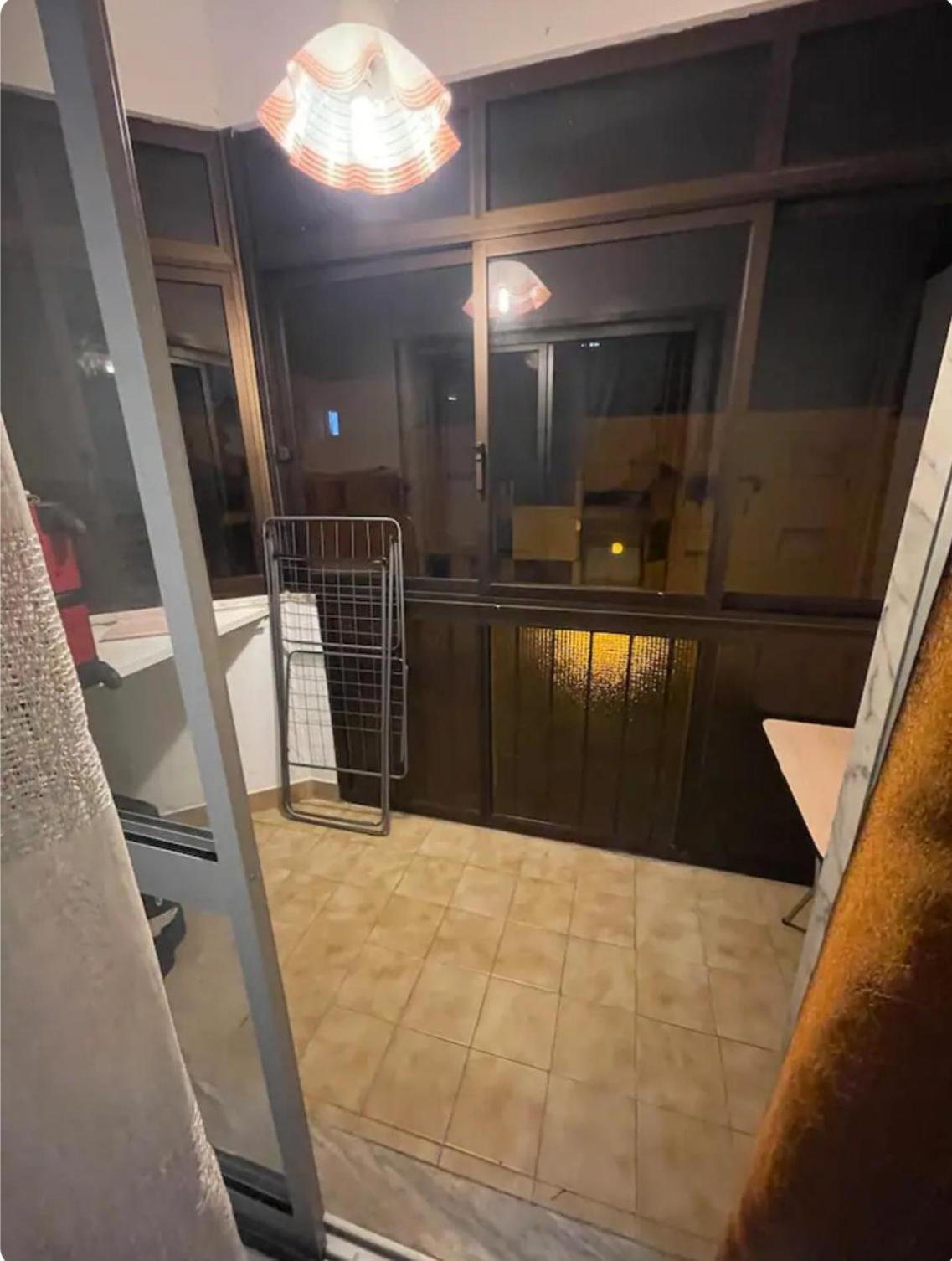 Ferienwohnung Quarto Calmo E Acolhedor Almada Exterior foto