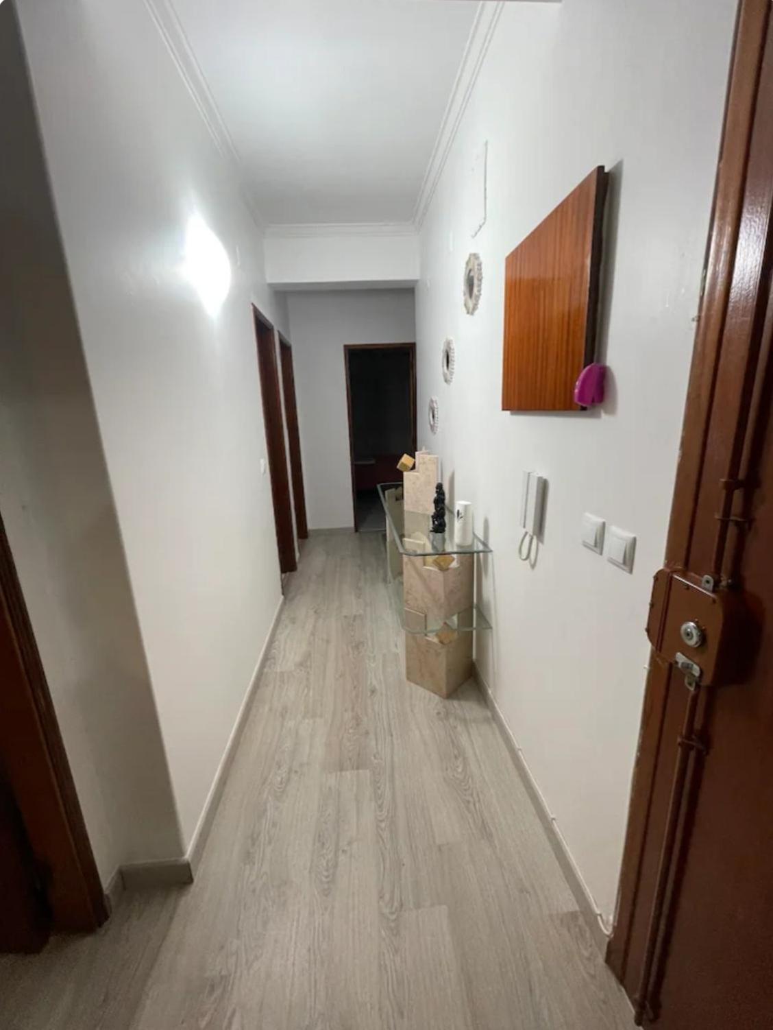 Ferienwohnung Quarto Calmo E Acolhedor Almada Exterior foto
