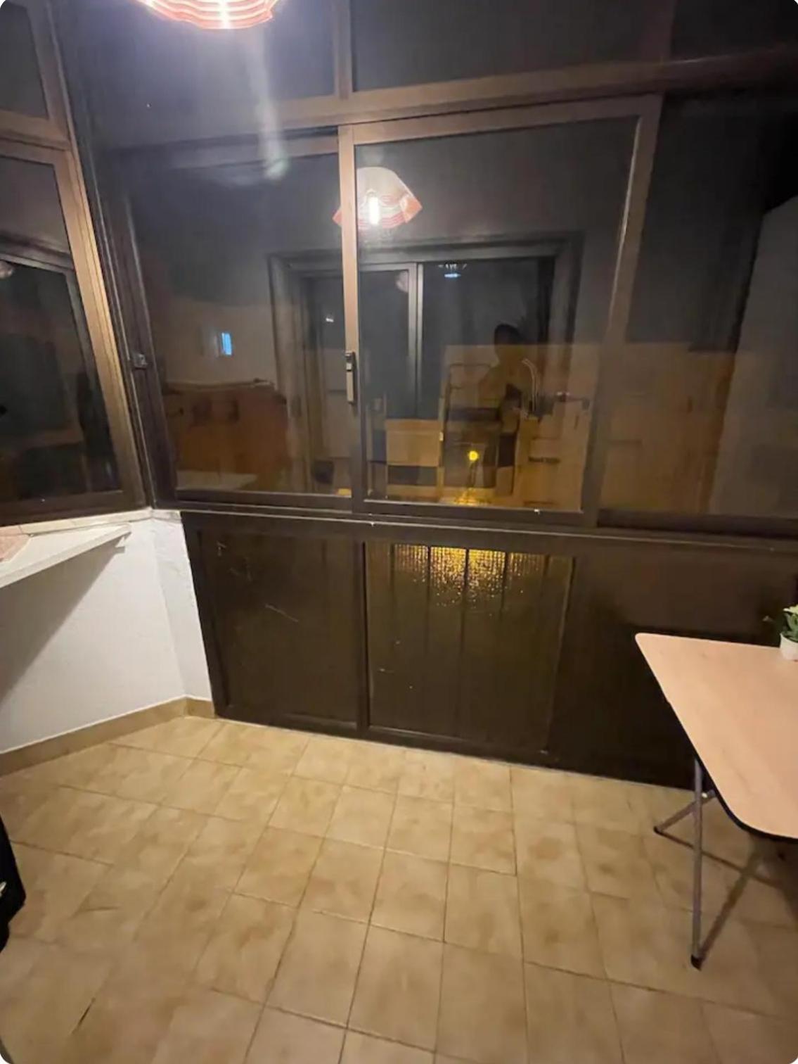 Ferienwohnung Quarto Calmo E Acolhedor Almada Exterior foto