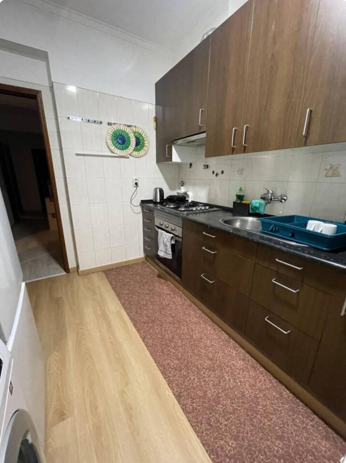 Ferienwohnung Quarto Calmo E Acolhedor Almada Exterior foto